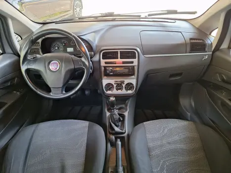 FIAT Punto 1.4 4P FLEX ATTRACTIVE ITALIA, Foto 9