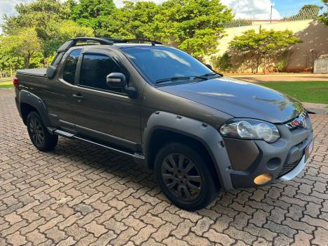 FIAT Strada 1.8 16V FLEX ADVENTURE CABINE ESTENDIDA, Foto 2