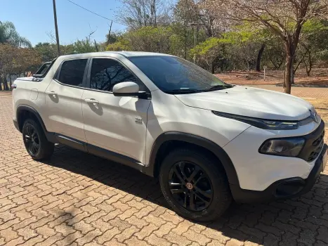 FIAT Toro 2.0 16V 4P ENDURANCE 4WD TURBO DIESEL AUTOMTICO, Foto 2