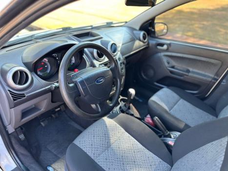 FORD Fiesta Hatch 1.6 4P ROCAM FLEX, Foto 15