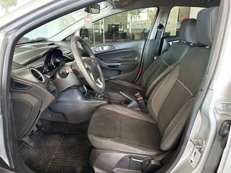FORD Fiesta Hatch 1.6 16V 4P SEL FLEX, Foto 4