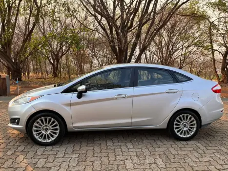 FORD Fiesta Sedan 1.6 4P FLEX TITANIUM PLUS POWERSHIFT AUTOMTICO, Foto 4
