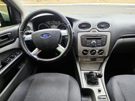 FORD Focus Hatch 1.6 16V 4P SE PLUS FLEX, Foto 8