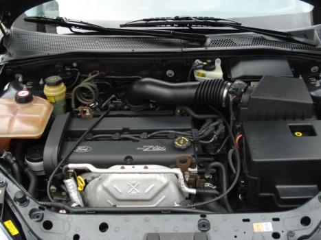 FORD Focus Hatch 1.8 16V 4P GHIA, Foto 11