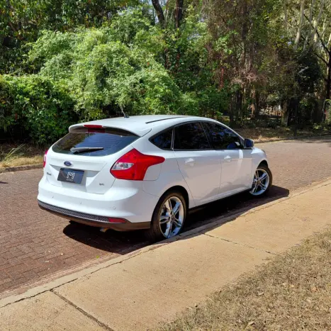 FORD Focus Hatch 2.0 16V 4P SE DIRECT, Foto 8