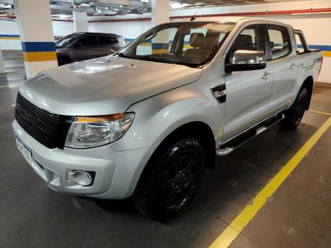 FORD Ranger 3.2 20V XLT 4X4 CABINE DUPLA TURBO DIESEL AUTOMTICO, Foto 3