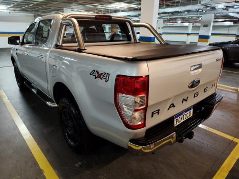 FORD Ranger 3.2 20V XLT 4X4 CABINE DUPLA TURBO DIESEL AUTOMTICO, Foto 4