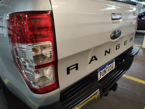 FORD Ranger 3.2 20V XLT 4X4 CABINE DUPLA TURBO DIESEL AUTOMTICO, Foto 23