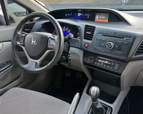 HONDA Civic 1.8 16V 4P FLEX LXS, Foto 4