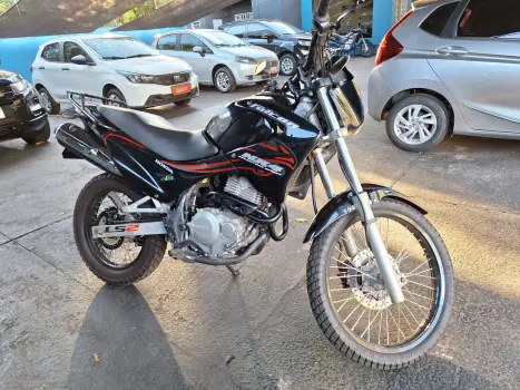 HONDA NX Falcon 400, Foto 1