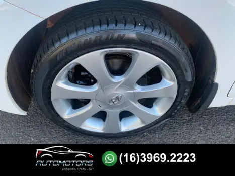 HYUNDAI Elantra 2.0 16V 4P GLS AUTOMTICO, Foto 11