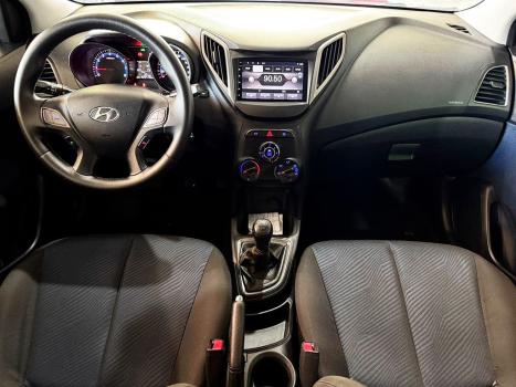 HYUNDAI HB 20 Hatch 1.6 16V 4P FLEX COMFORT PLUS, Foto 4