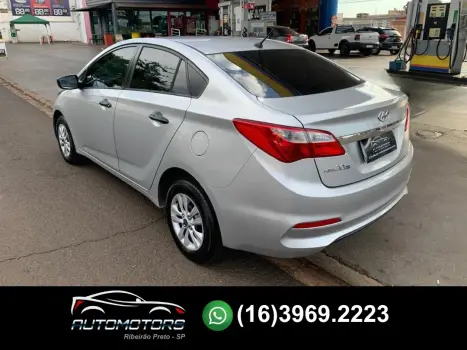 HYUNDAI HB 20 Sedan 1.0 12V 4P FLEX UNIQUE, Foto 4