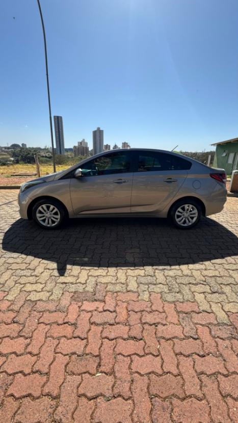 HYUNDAI HB 20 Sedan 1.0 12V 4P FLEX COMFORT PLUS, Foto 5