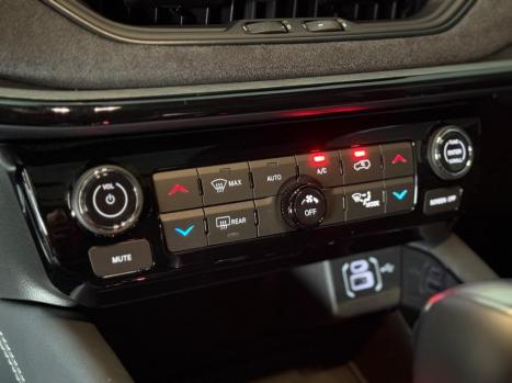JEEP Commander 2.0 16V 4P HURRICANE 4 TURBO BLACKHAWK AUTOMTICO, Foto 18