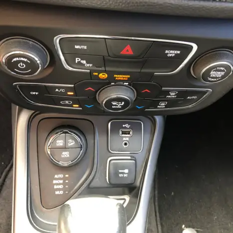 JEEP Compass 2.0 16V 4P LONGITUDE TURBO DIESEL 4X4 AUTOMTICO, Foto 9