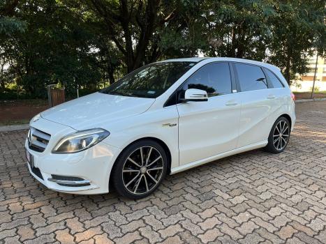 MERCEDES-BENZ B 200 1.6 4P TURBO AUTOMTICO, Foto 1