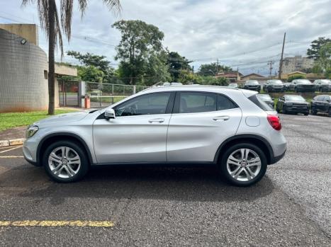 MERCEDES-BENZ GLA 200 1.6 16V 4P CGI ADVANCE TURBO AUTOMTICO, Foto 3