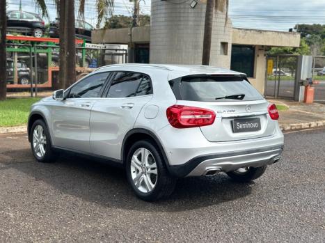 MERCEDES-BENZ GLA 200 1.6 16V 4P CGI ADVANCE TURBO AUTOMTICO, Foto 5