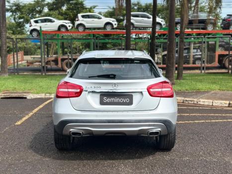 MERCEDES-BENZ GLA 200 1.6 16V 4P CGI ADVANCE TURBO AUTOMTICO, Foto 6