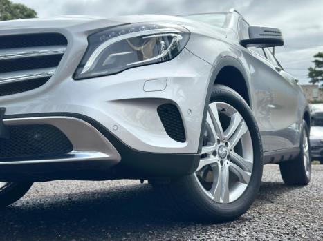 MERCEDES-BENZ GLA 200 1.6 16V 4P CGI ADVANCE TURBO AUTOMTICO, Foto 8