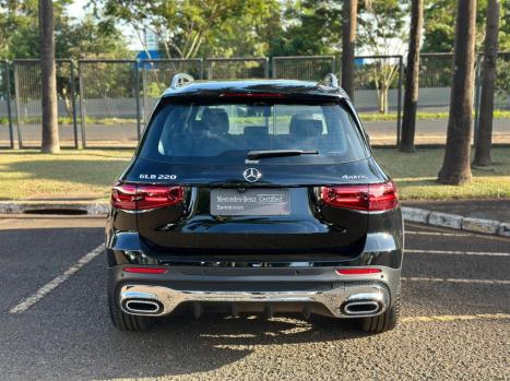 MERCEDES-BENZ GLB 220 2.0 16V 4P MHEV AMG LINE 4MATIC DCT AUTOMTICO, Foto 8