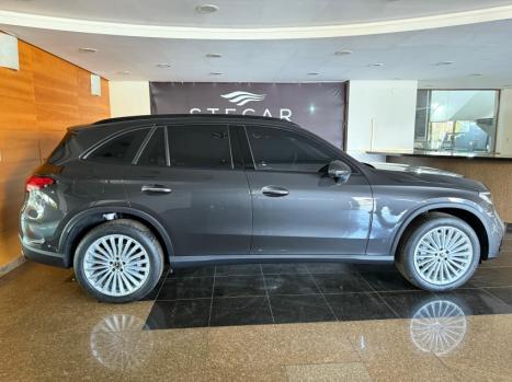 MERCEDES-BENZ GLC 300 2.0 16V 4P CGI 4MATIC 9G-TRONIC TURBO AUTOMTICO, Foto 3