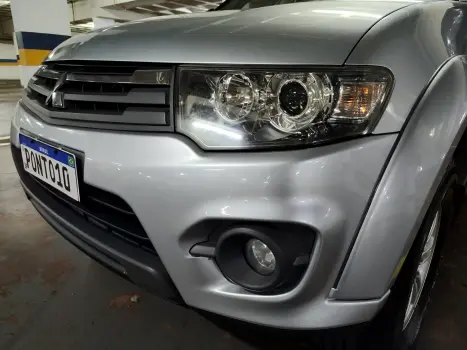 MITSUBISHI L 200 Triton 3.2 16V HPE 4X4 CABINE DUPLA TURBO DIESEL INTERCOOLER AUTOMTICO, Foto 8