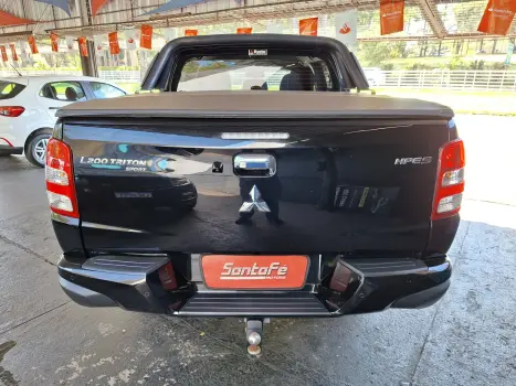 MITSUBISHI L 200 Triton 2.4 16V SPORT HPE-S 4X4 CABINE DUPLA TURBO DIESEL AUTOMTICO, Foto 5