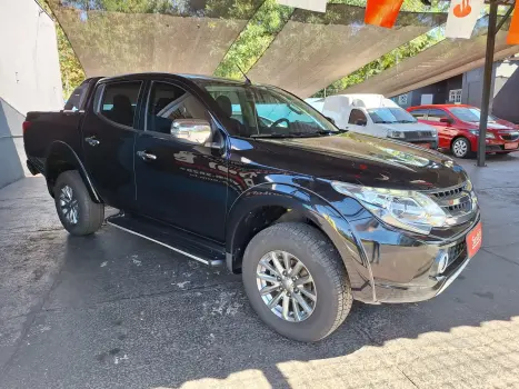 MITSUBISHI L 200 Triton 2.4 16V SPORT HPE-S 4X4 CABINE DUPLA TURBO DIESEL AUTOMTICO, Foto 8