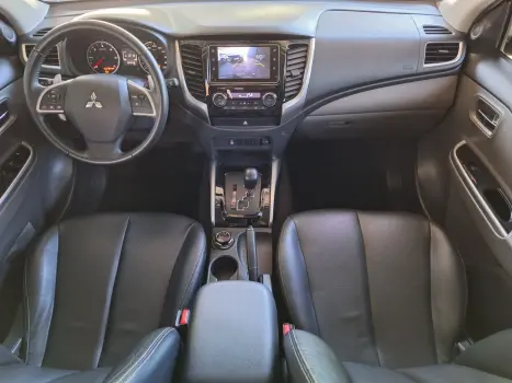 MITSUBISHI L 200 Triton 2.4 16V SPORT HPE-S 4X4 CABINE DUPLA TURBO DIESEL AUTOMTICO, Foto 9