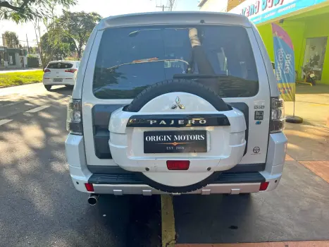 MITSUBISHI Pajero Full 3.2 16V 4P HPE 4X4 TURBO DIESEL INTERCOOLER AUTOMTICO, Foto 5