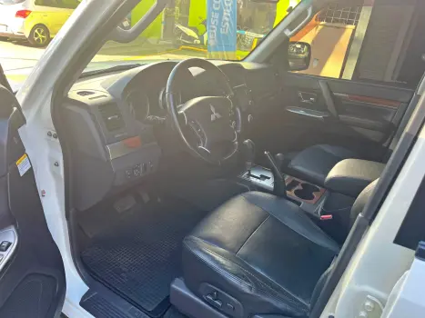 MITSUBISHI Pajero Full 3.2 16V 4P HPE 4X4 TURBO DIESEL INTERCOOLER AUTOMTICO, Foto 14
