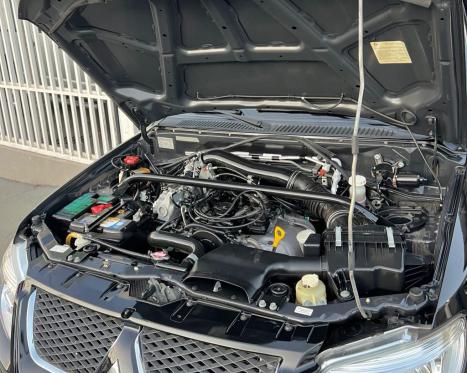 MITSUBISHI Pajero TR4 2.0 16V 4P 4X4 FLEX AUTOMTICO, Foto 8