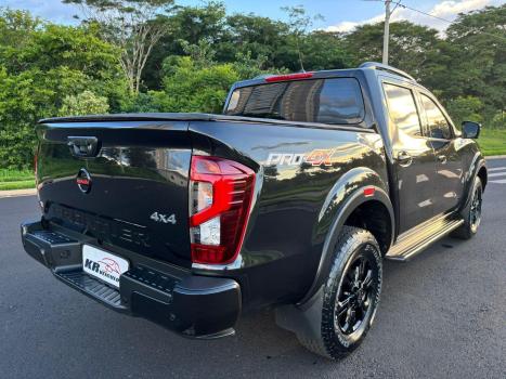 NISSAN Frontier 2.3 16V PRO4X CABINE DUPLA 4X4 BI-TURBO DIESEL AUTOMTICO, Foto 5