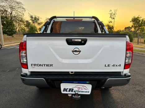 NISSAN Frontier 2.3 16V LE 4X4 CABINE DUPLA BI-TURBO DIESEL AUTOMTICO, Foto 5