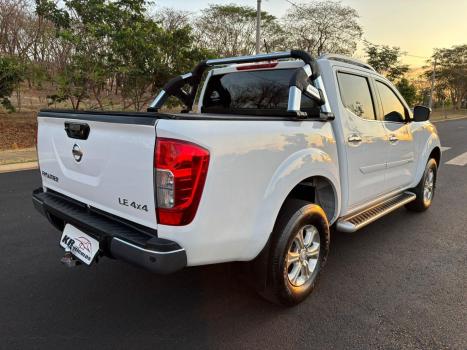 NISSAN Frontier 2.3 16V LE 4X4 CABINE DUPLA BI-TURBO DIESEL AUTOMTICO, Foto 6