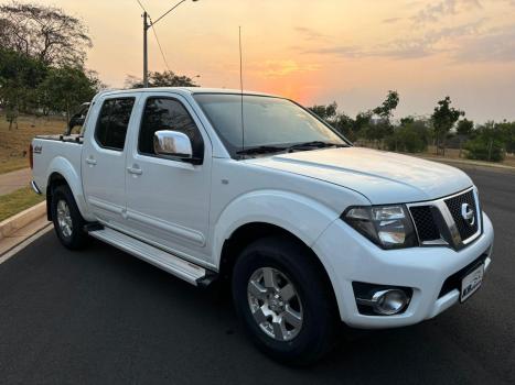 NISSAN Frontier 2.5 16V PLATINUM 4X4 TURBO DIESEL CABINE DUPLA AUTOMTICO, Foto 4