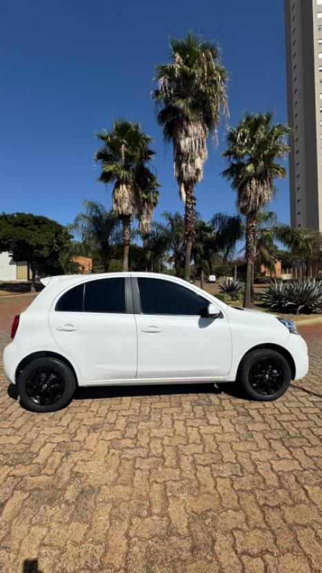 NISSAN March 1.0 12V 4P SV FLEX, Foto 8
