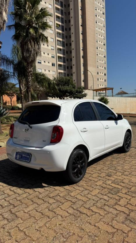 NISSAN March 1.0 12V 4P SV FLEX, Foto 11