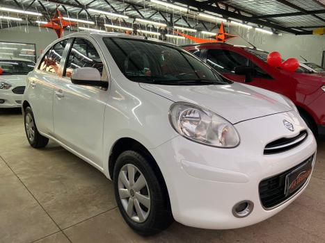 NISSAN March 1.6 16V 4P S FLEX, Foto 3