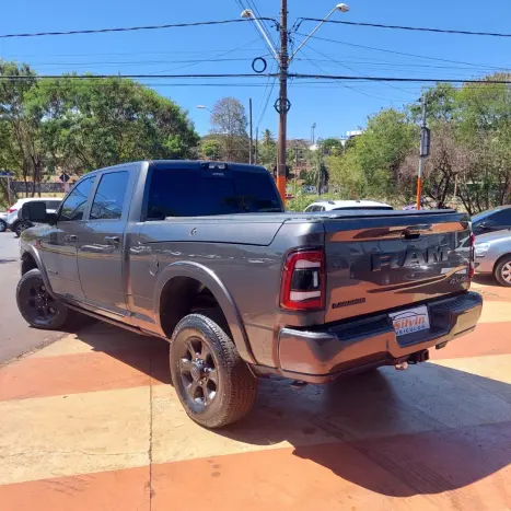RAM 2500 6.7 I6 24V SLT CABINE DUPLA TURBO DIESEL NIGHT EDITION 4X4 AUTOMTICO, Foto 3