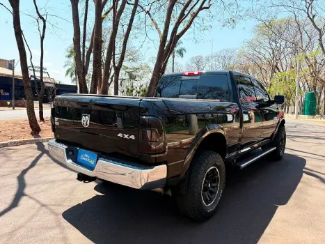 RAM 2500 6.7 I6 24V SLT CABINE DUPLA TURBO DIESEL LARAMIE 4X4 AUTOMTICO, Foto 15