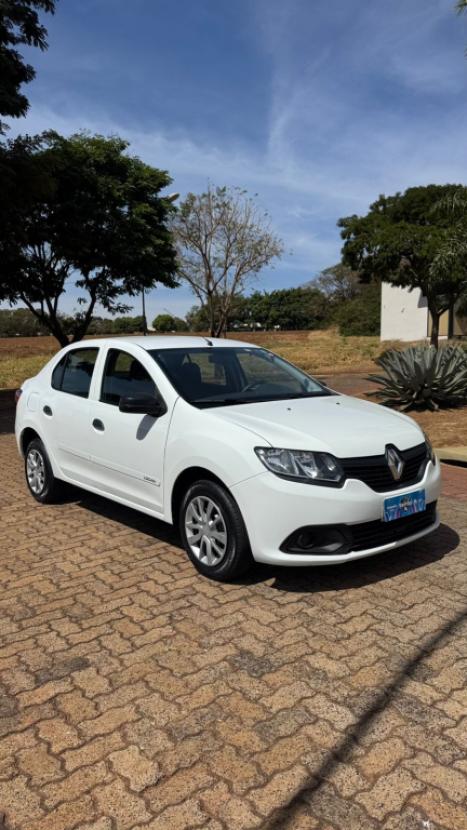 RENAULT Logan 1.0 12V 4P FLEX SCE AUTHENTIQUE, Foto 1