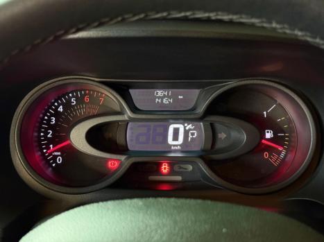 RENAULT Oroch 1.3 16V 4P OUTSIDER TURBO TCe AUTOMTICO CVT, Foto 9