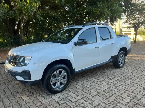 RENAULT Oroch 1.6 16V 4P FLEX INTENSE, Foto 1