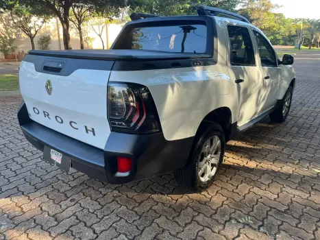RENAULT Oroch 1.6 16V 4P FLEX INTENSE, Foto 6