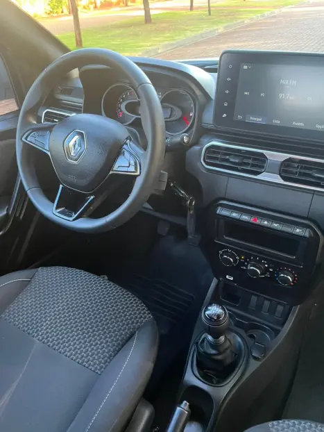 RENAULT Oroch 1.6 16V 4P FLEX INTENSE, Foto 8
