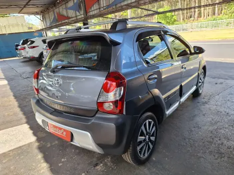 TOYOTA Etios Cross 1.5 16V 4P, Foto 4