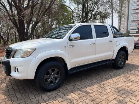 TOYOTA Hilux , Foto 1